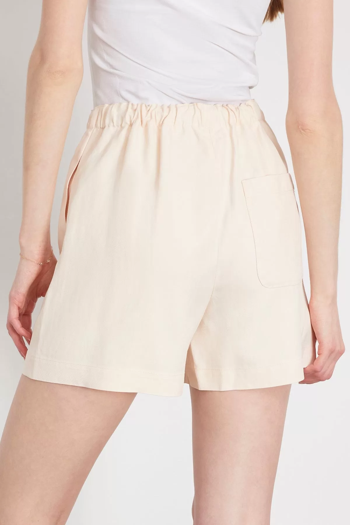 Seto Shorts in Cream Rose